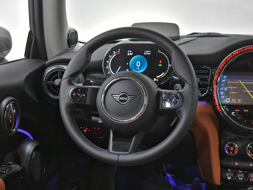 Foto do veículo MINI COOPER  S TOP 2.0 2023 14.525 KM 210.000,00