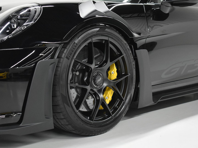 Foto do veículo PORSCHE 911  GT3 RS 2024 190 KM 3.750.000,00