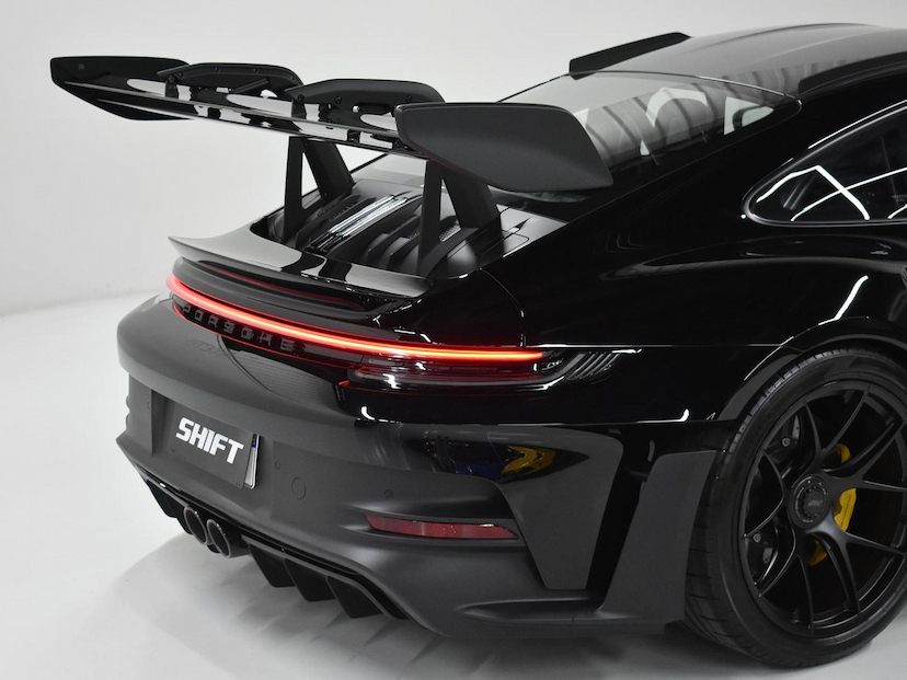 Foto do veículo PORSCHE 911  GT3 RS 2024 190 KM 3.750.000,00