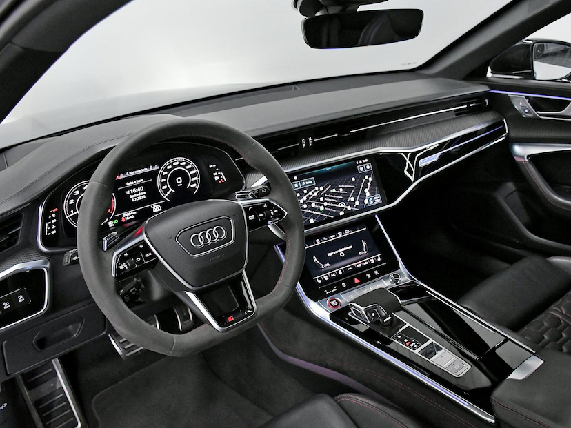 Foto do veículo AUDI RS6  4.0 AVANT FSI BI-TB QUATTRO TIP. 5P 2021 28.200 KM 850.000,00
