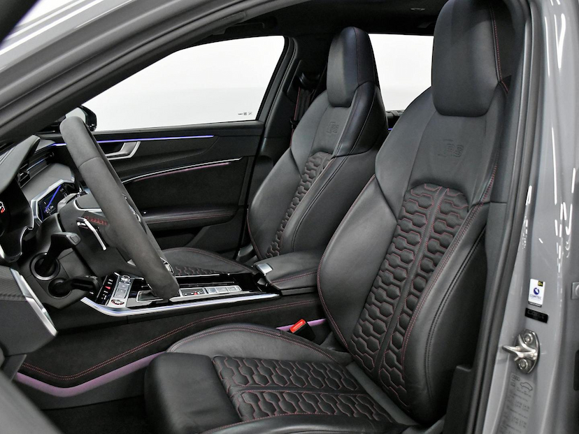 Foto do veículo AUDI RS6  4.0 AVANT FSI BI-TB QUATTRO TIP. 5P 2021 28.200 KM 850.000,00
