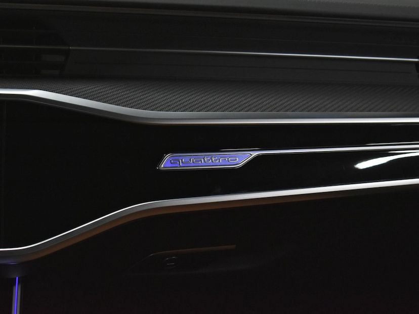 Foto do veículo AUDI RS6  4.0 AVANT TFSI BI-TB QUAT.TIP.(HIB.) 2024 6.245 KM 1.100.000,00