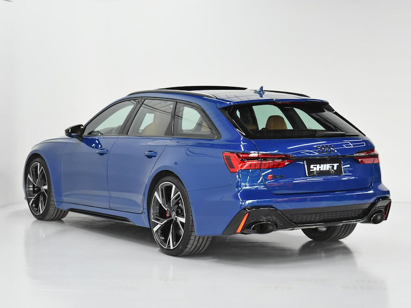 Foto do veículo AUDI RS6  4.0 AVANT TFSI BI-TB QUAT.TIP.(HIB.) 2024 6.245 KM 1.100.000,00