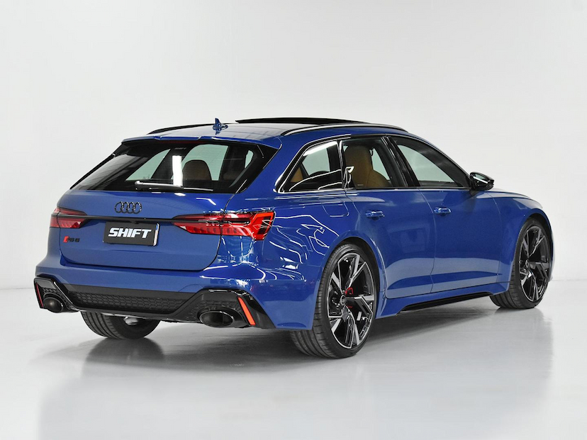 Foto do veículo AUDI RS6  4.0 AVANT TFSI BI-TB QUAT.TIP.(HIB.) 2024 6.245 KM 1.100.000,00