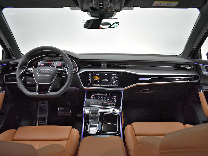 Foto do veículo AUDI RS6  4.0 AVANT TFSI BI-TB QUAT.TIP.(HIB.) 2024 6.245 KM 1.100.000,00