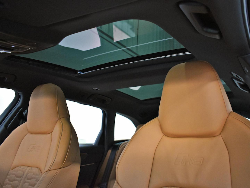 Foto do veículo AUDI RS6  4.0 AVANT TFSI BI-TB QUAT.TIP.(HIB.) 2024 6.245 KM 1.100.000,00