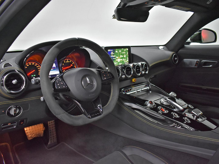 Foto do veículo MERCEDES-BENZ AMG GT  R 2018 4.560 KM 1.400.000,00