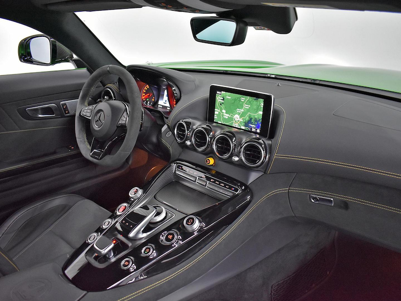 Foto do veículo MERCEDES-BENZ AMG GT  R 2018 4.560 KM 1.400.000,00