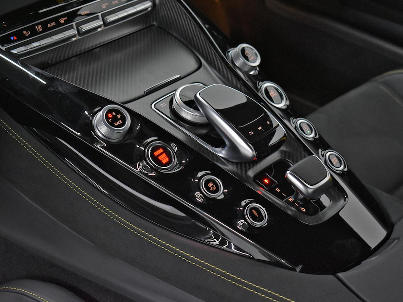 Foto do veículo MERCEDES-BENZ AMG GT  R 2018 4.560 KM 1.400.000,00