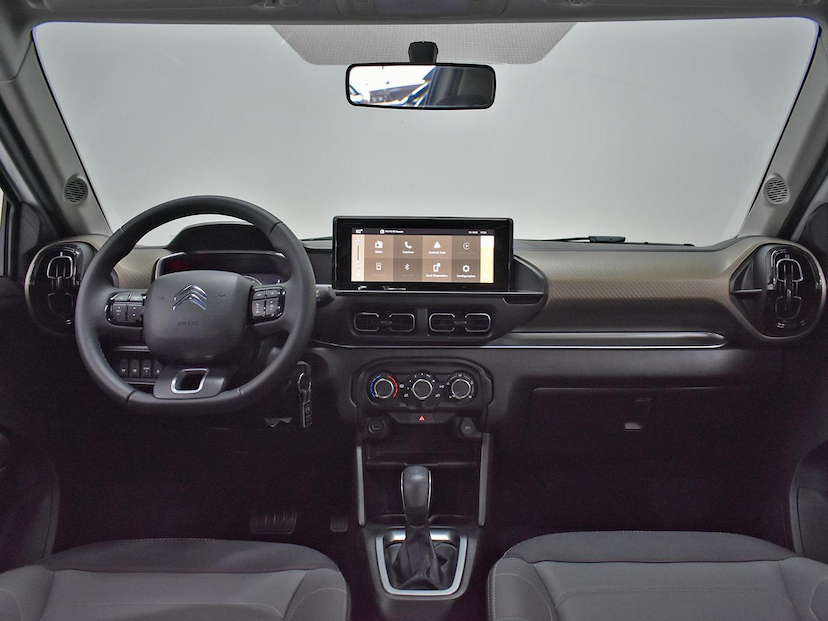 Foto do veículo CITROËN AIRCROSS C3  SHINE 1.0 FLEX TB 200 AUT. 2025 7.990 KM 122.000,00