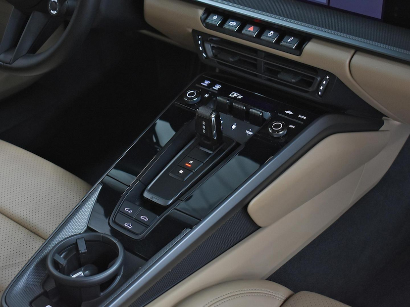 Foto do veículo PORSCHE 911  CARRERA COUPE 3.0 (991/992) 2020 16.660 KM 720.000,00