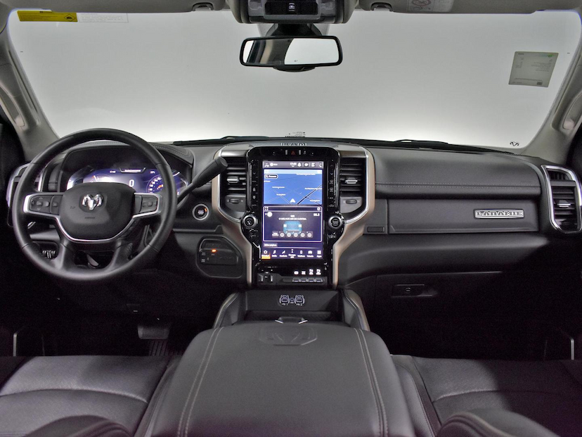 Foto do veículo RAM 2500  LARAMIE 6.7 TDI CD 4X4 DIESEL 2024 7.490 KM 415.000,00