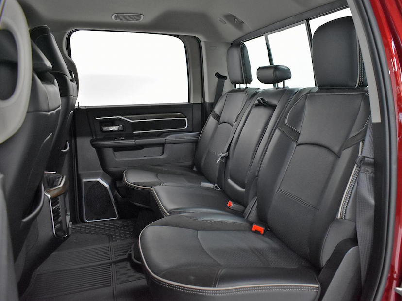 Foto do veículo RAM 2500  LARAMIE 6.7 TDI CD 4X4 DIESEL 2024 7.490 KM 415.000,00