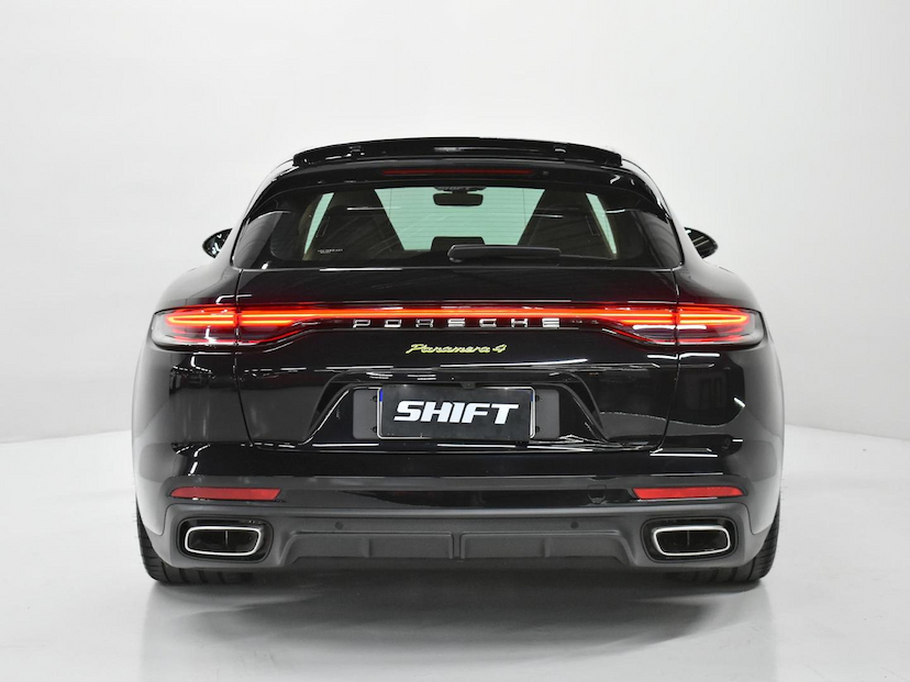 Foto do veículo PORSCHE PANAMERA  4 E-HYBRID SPORT TURISMO 2023 11.630 KM 695.000,00