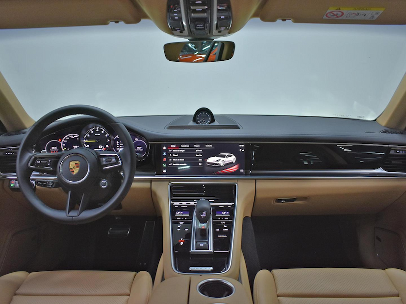 Foto do veículo PORSCHE PANAMERA  4 E-HYBRID SPORT TURISMO 2023 11.630 KM 695.000,00