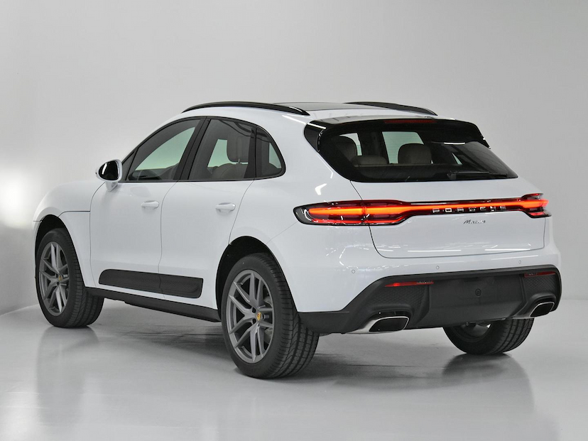 Foto do veículo PORSCHE MACAN  2.0 TURBO 2025 30 KM 580.000,00