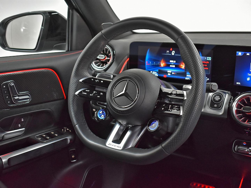 Foto do veículo MERCEDES-BENZ GLB 35 AMG  4MATIC 2024 4.520 KM 415.000,00
