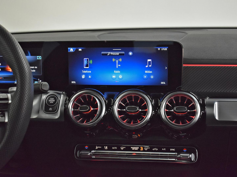 Foto do veículo MERCEDES-BENZ GLB 35 AMG  4MATIC 2024 4.520 KM 415.000,00