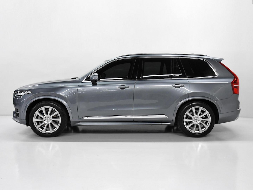 Foto do veículo VOLVO XC90 XC-90 T-6 INSCRIPTION 2.0 320 CV 2019 60.220 KM 269.000,00
