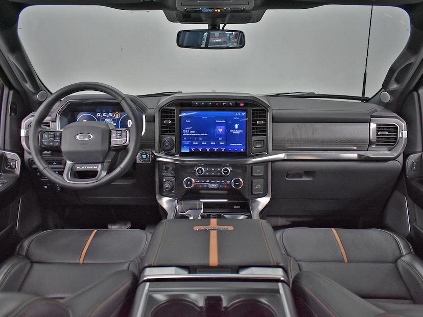 Foto do veículo FORD F-150 F-150 PLATINUM 4X4 5.0 V8 2023 10.890 KM 425.000,00