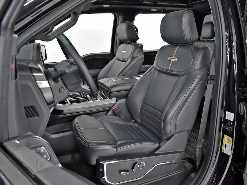 Foto do veículo FORD F-150 F-150 PLATINUM 4X4 5.0 V8 2023 10.890 KM 425.000,00