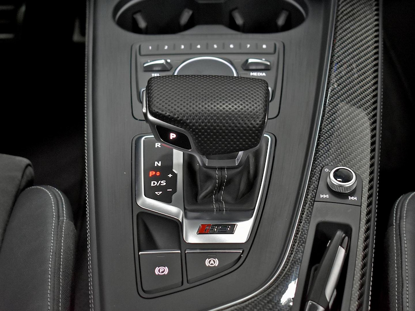 Foto do veículo AUDI RS6 RS4 2.9  V6 TFSI QUATTRO TIPTRONIC. 2019 28.840 KM 435.000,00