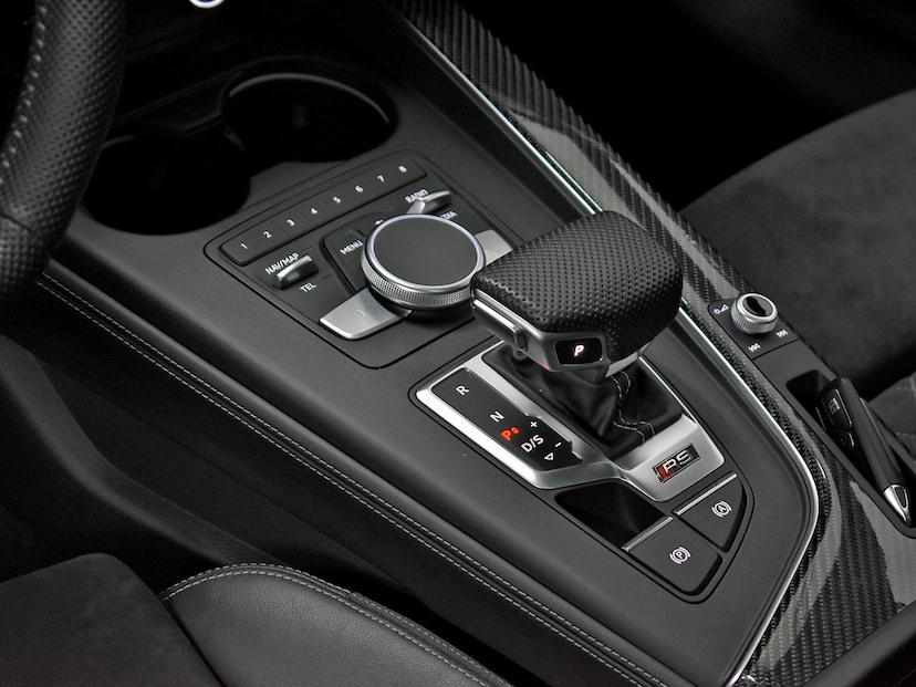 Foto do veículo AUDI RS6 RS4 2.9  V6 TFSI QUATTRO TIPTRONIC. 2019 28.840 KM 435.000,00