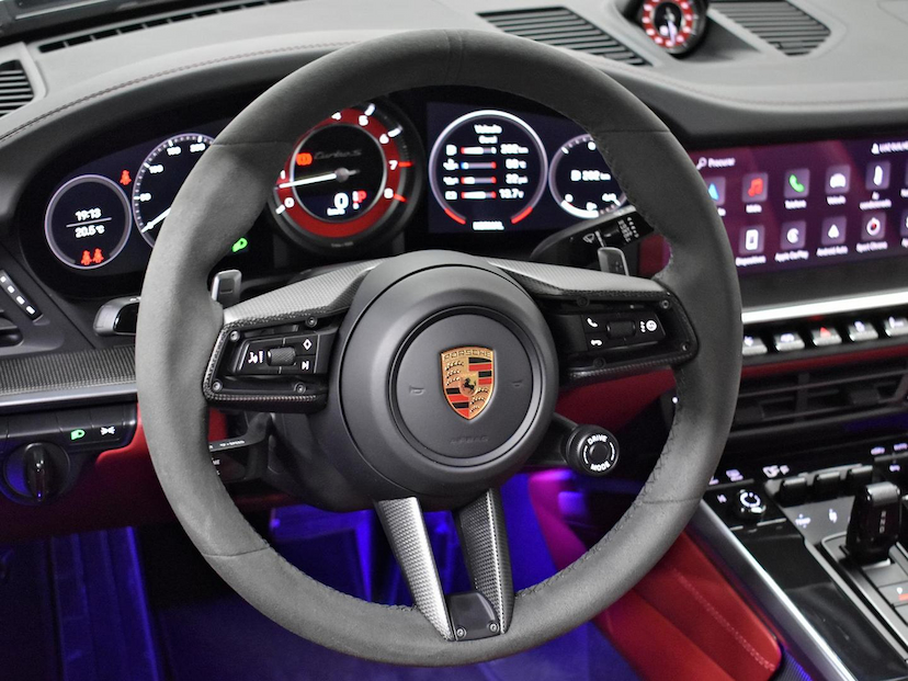 Foto do veículo PORSCHE 911  TURBO S COUPE 3.6/3.8 24V (991/992) 2023 3.040 KM 1.680.000,00