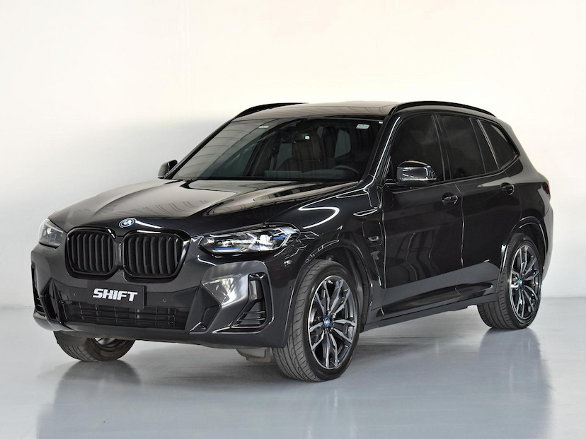 Foto do veículo BMW X3  XDRIVE 30E M SPORT TURBO AUT. (HÍB.) 2022 31.655 KM 355.000,00