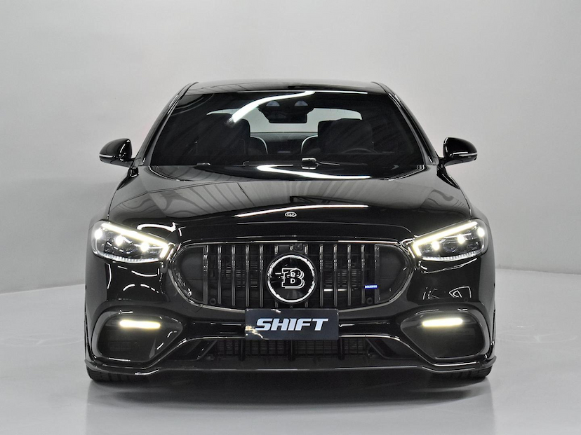 Foto do veículo MERCEDES-BENZ S 63 AMG S-63 AMG S E PERFORMANCE AUT. (HÍBRIDO) 2024 2.610 KM 2.350.000,00