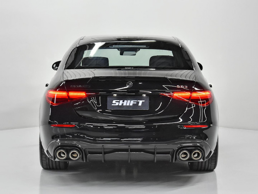 Foto do veículo MERCEDES-BENZ S 63 AMG S-63 AMG S E PERFORMANCE AUT. (HÍBRIDO) 2024 2.610 KM 2.350.000,00