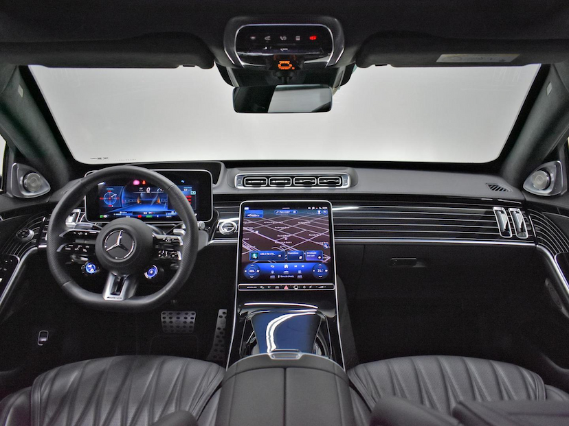 Foto do veículo MERCEDES-BENZ S 63 AMG S-63 AMG S E PERFORMANCE AUT. (HÍBRIDO) 2024 2.610 KM 2.350.000,00