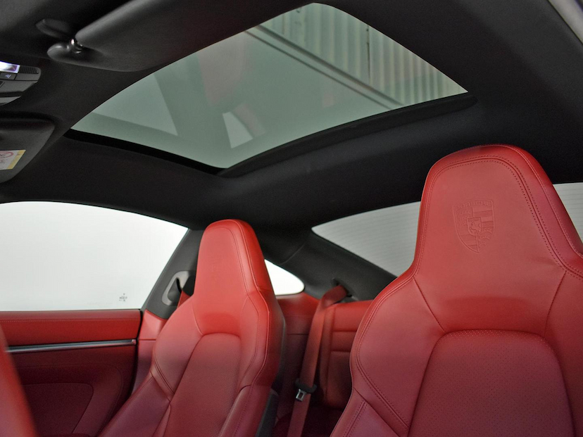 Foto do veículo PORSCHE 911  CARRERA S 3.0 450 CV 2023 7.610 KM 945.000,00