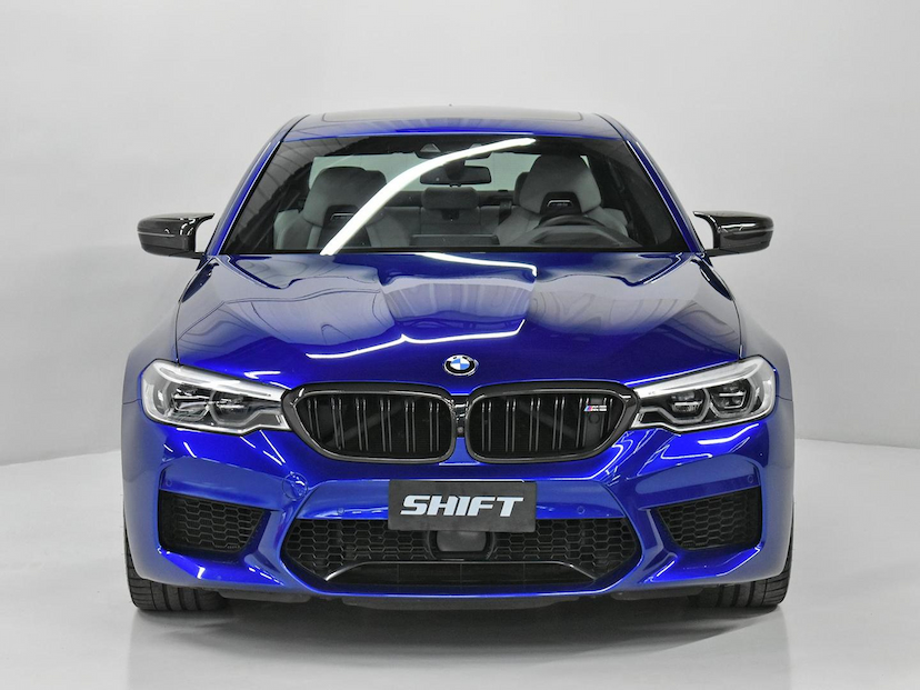 Foto do veículo BMW M5  4.4 V8 TWIN POWER M XDRIVE STEPTRONIC 2019 43.685 KM 480.000,00