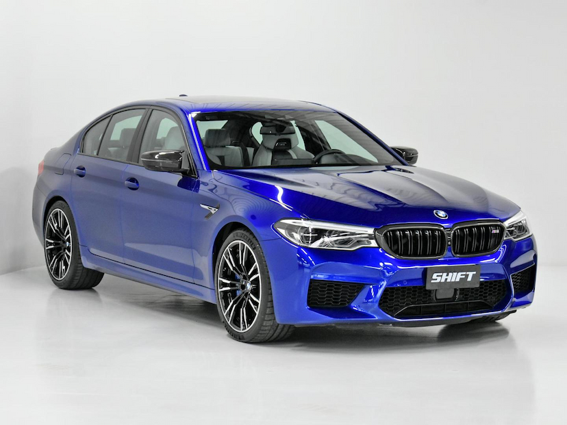 Foto do veículo BMW M5  4.4 V8 TWIN POWER M XDRIVE STEPTRONIC 2019 43.685 KM 480.000,00