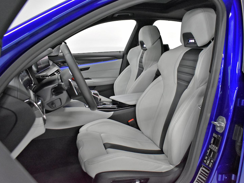 Foto do veículo BMW M5  4.4 V8 TWIN POWER M XDRIVE STEPTRONIC 2019 43.685 KM 480.000,00