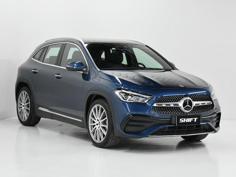 Foto do veículo MERCEDES-BENZ GLA 200  LINE 1.3 16V TB AUT. 2023 15.400 KM 290.000,00