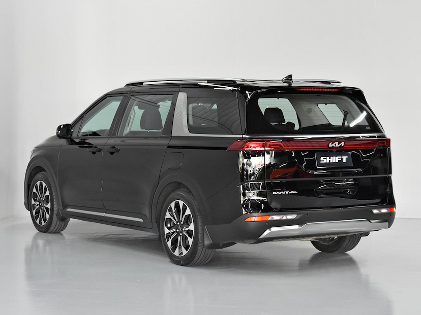 Foto do veículo KIA CARNIVAL  EX 3.5 V6 24V 276CV AUT 2022 40.880 KM 420.000,00