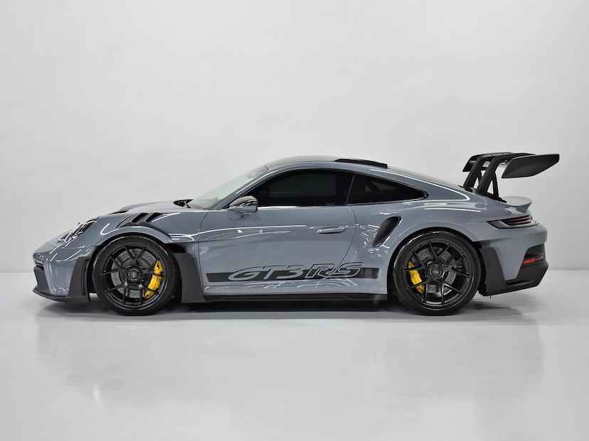Foto do veículo PORSCHE 911  GT3 RS 2024 2.040 KM 3.750.000,00