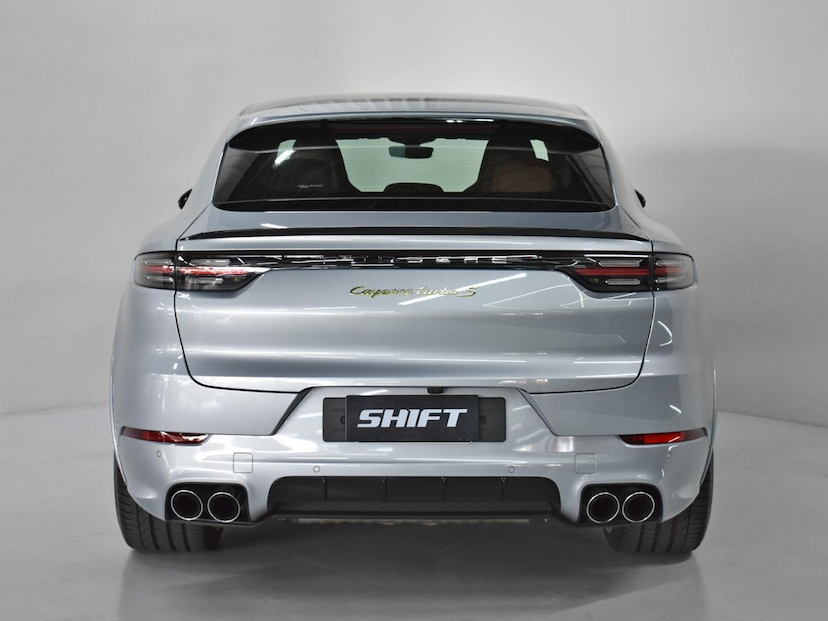 Foto do veículo PORSCHE CAYENNE  COUPE TURBO S E-HYBRID 4.0 2023 15.800 KM 970.000,00