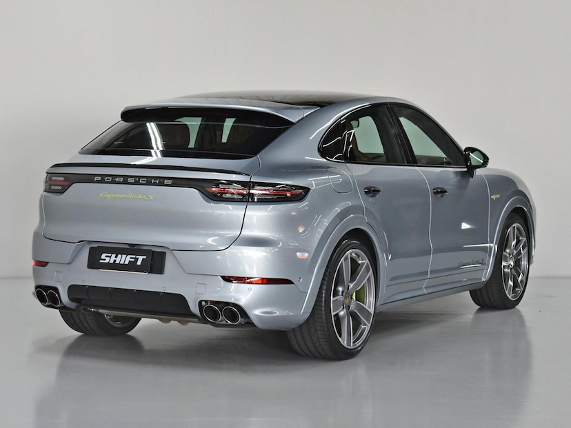 Foto do veículo PORSCHE CAYENNE  COUPE TURBO S E-HYBRID 4.0 2023 15.800 KM 970.000,00