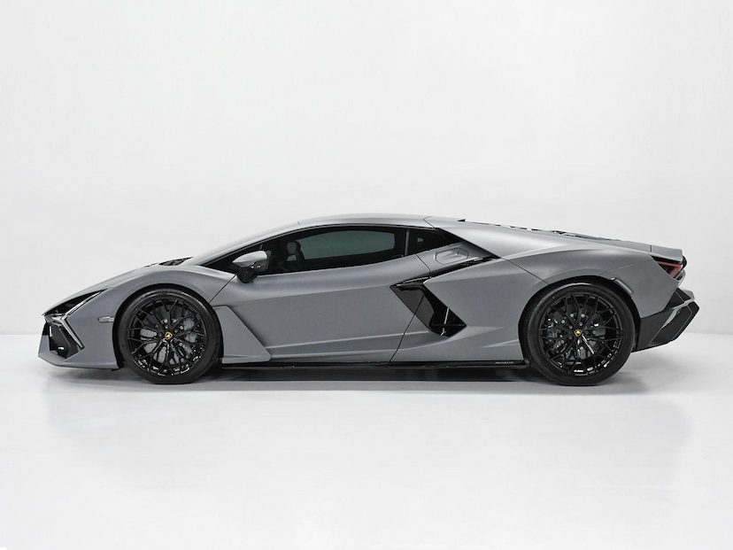 Foto do veículo LAMBORGHINI REVUELTO  COUPE LP 1015-4 (HIB) 2024 1.730 KM 6.950.000,00