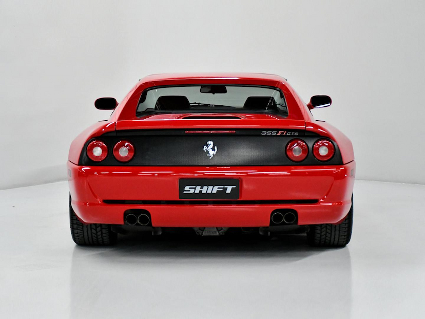 Foto do veículo FERRARI F355  F-1 GTS 3.5 2P 1999 28.570 KM 2.100.000,00