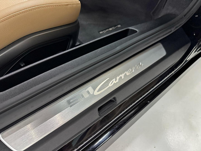 Foto do veículo PORSCHE 911  CARRERA 3.0 PDK 2020 10.525 KM 715.000,00