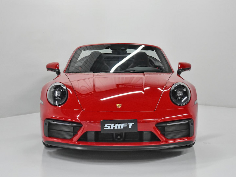 Foto do veículo PORSCHE 911  CARRERA 4 GTS CABRI. 3.0 24V (992) 2023 2.060 KM 1.190.000,00
