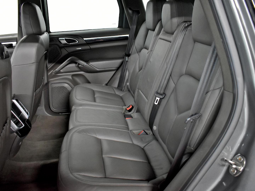 Foto do veículo PORSCHE CAYENNE  V6 3.6 4X4 300CV 2016 72.020 KM 190.000,00