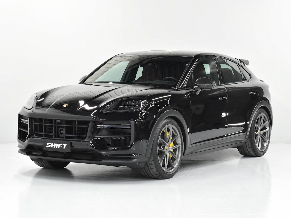Foto do veículo PORSCHE CAYENNE  TURBO GT 4.0 V8 2023/2024 5.125 KM R$ 1.350.000,00