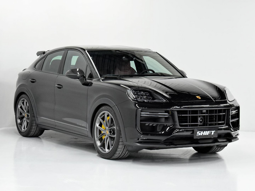 Foto do veículo PORSCHE CAYENNE  TURBO GT 4.0 V8 2024 5.130 KM 1.350.000,00