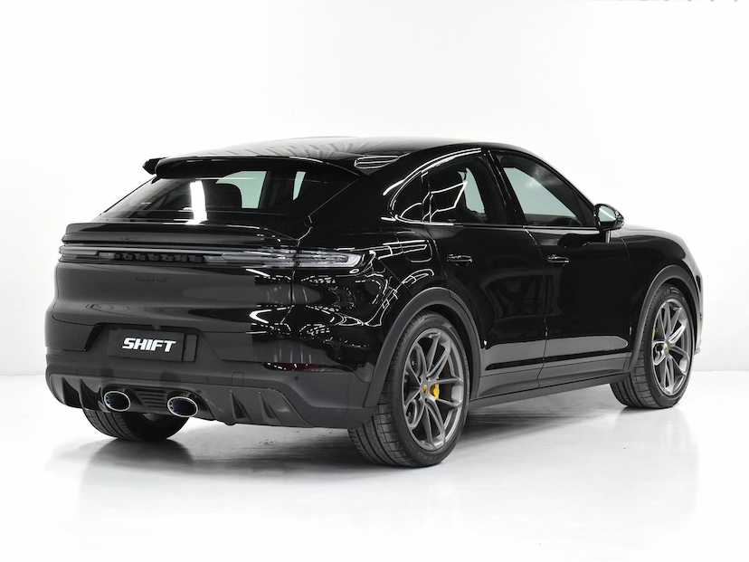 Foto do veículo PORSCHE CAYENNE  TURBO GT 4.0 V8 2024 5.130 KM 1.350.000,00
