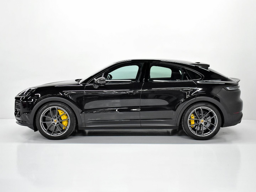 Foto do veículo PORSCHE CAYENNE  TURBO GT 4.0 V8 2024 5.130 KM 1.350.000,00